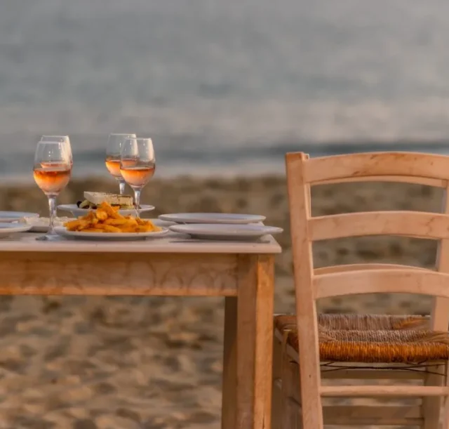 Plaka-Hotel-1-in-Naxos-Riviera-Restaurant4-1024x683