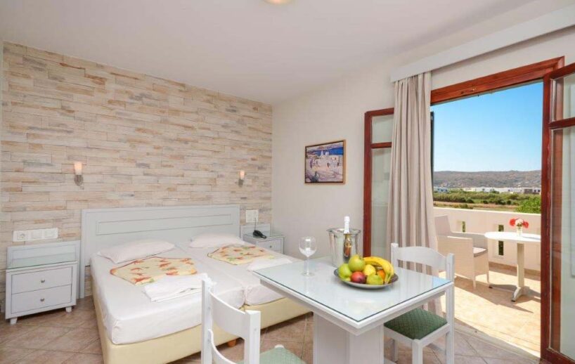 plaka-beach-hotel-01